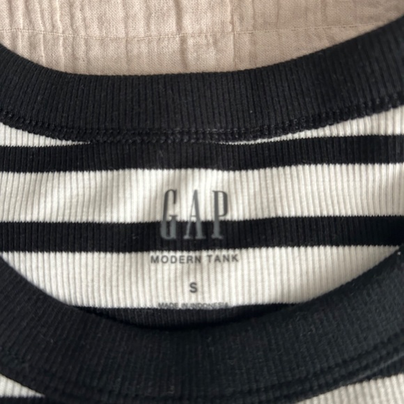 Gap Striped Modern Rib Halter Tank - Picture 4 of 5